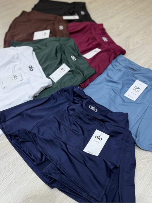 IMG-20251204-WA0086 Falda Short ALO Recta con tajo