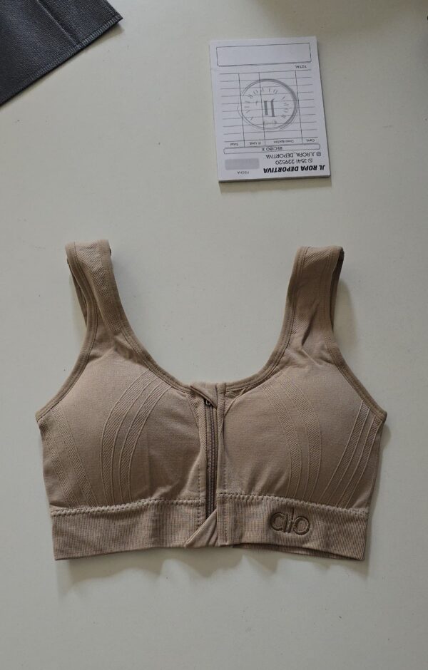 Top Con Cierre "ALO"