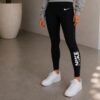 Calza Con Detalles