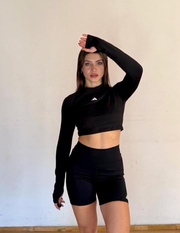 Pupera CROP-TOP MANGA LARGAS