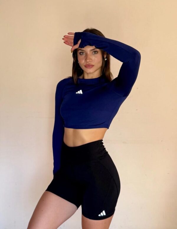 Pupera CROP-TOP MANGA LARGAS