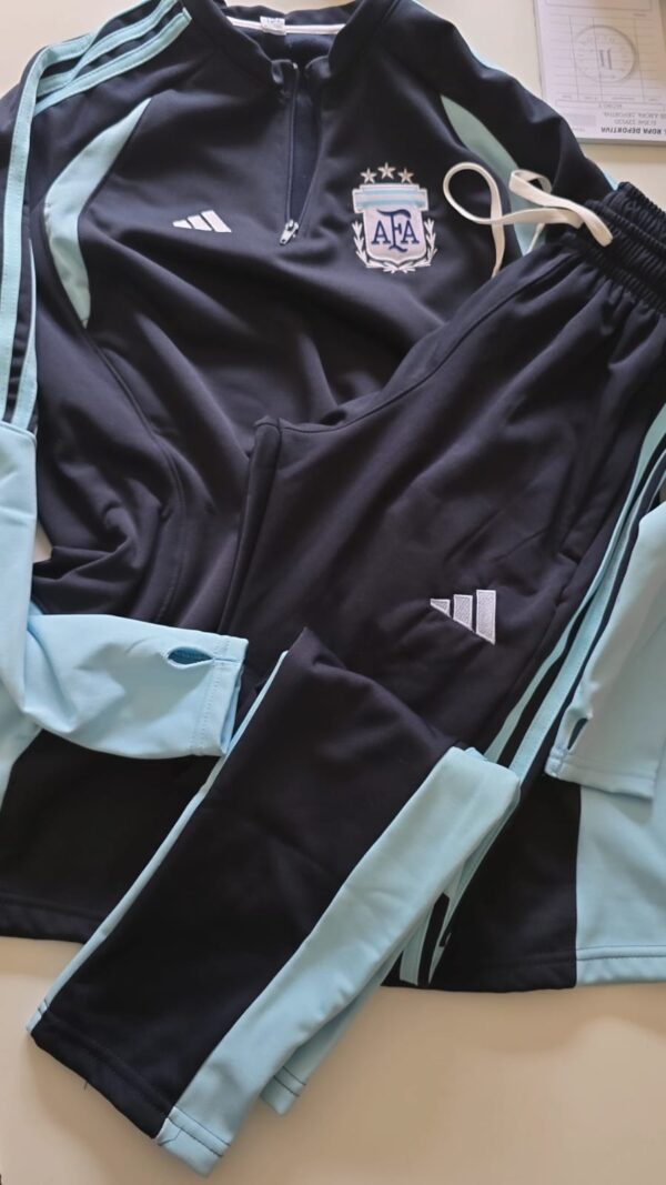Buzo " Seleccion ARG"
