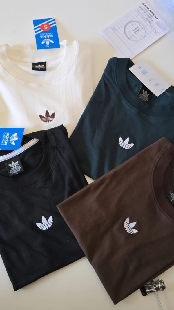 Remeras Algodón "AD" FLOR