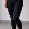 Calza con DETALLE EN FAJA "AD"