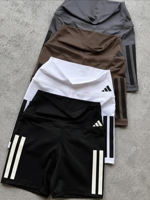 Shorts  "ADI" con FRANJAS